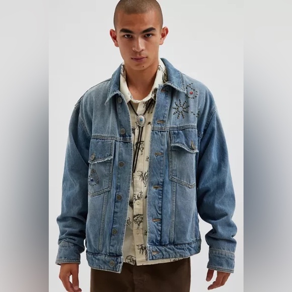 UO BDG Studded Relaxed Fit Denim Trucker Jacket